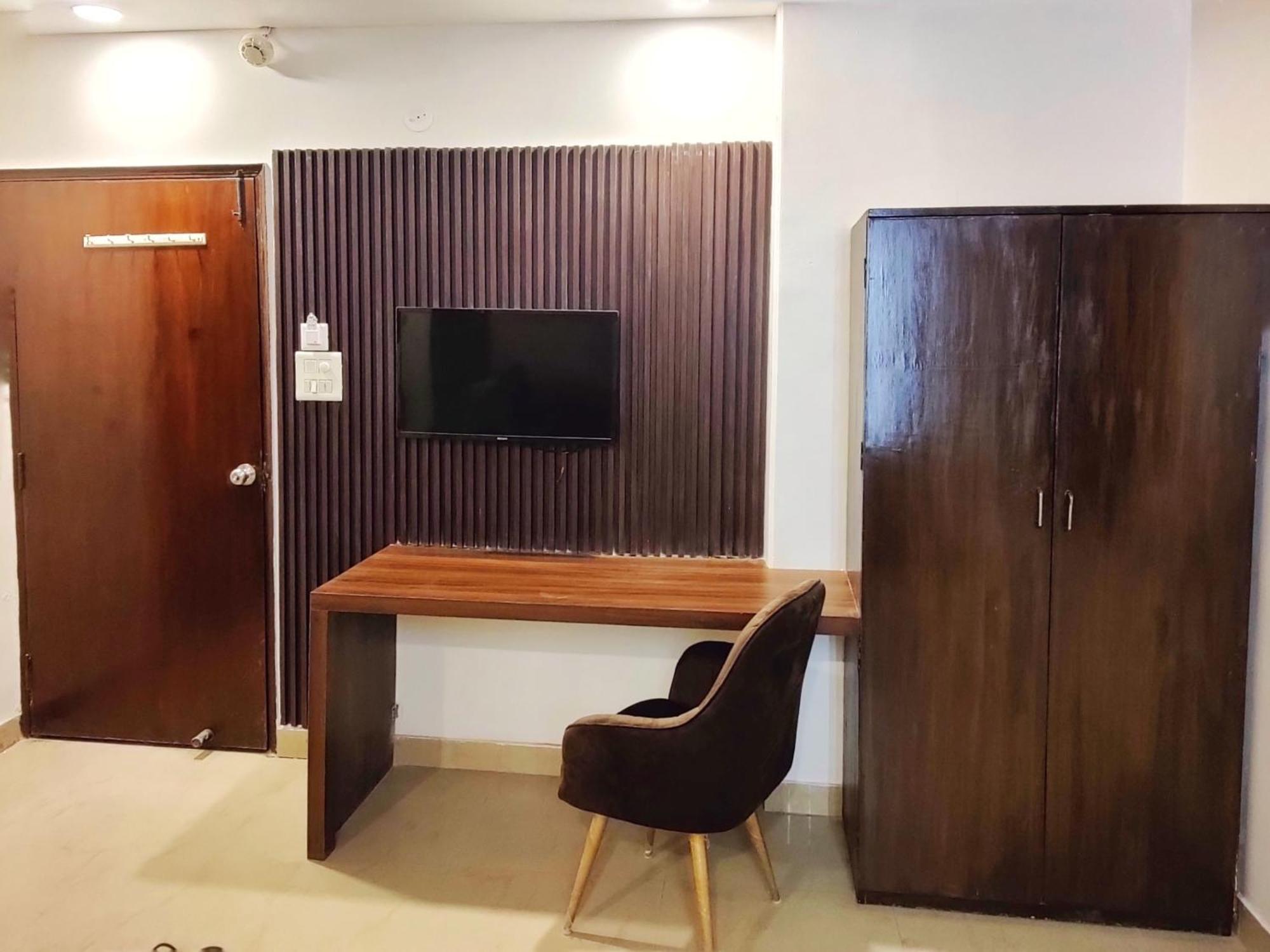 Airport Hotel The Terminal 新德里 外观 照片